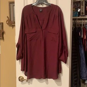 Torrid deep burgundy 3/4 sleeves